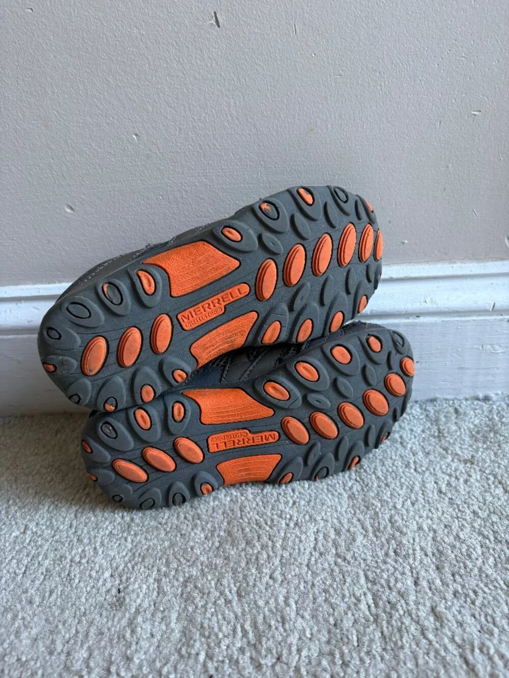 Merrell Trail Chaser sneakers for kids, size 1